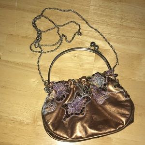 Brown Vintage embroidered night bag.size Os.
